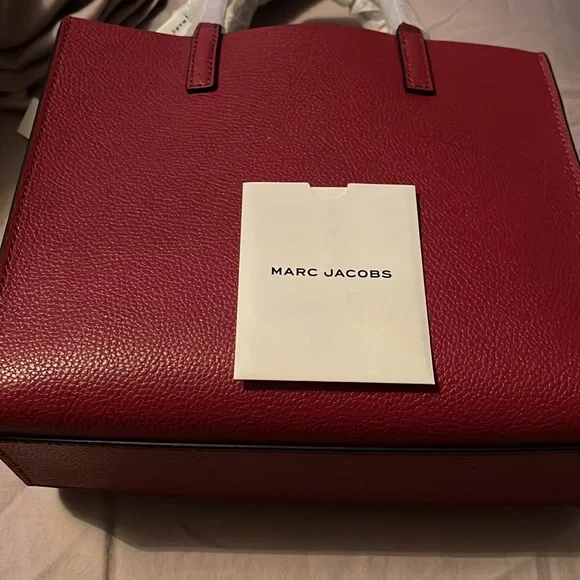 Marc Jacobs small Grind tote pomegranate color Brand NWT - Picture 7 of 8